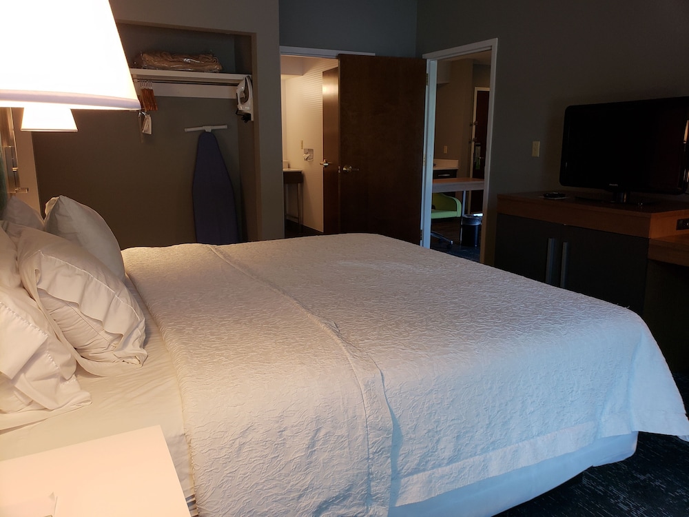 Hampton Inn & Suites Newtown, 사진 9
