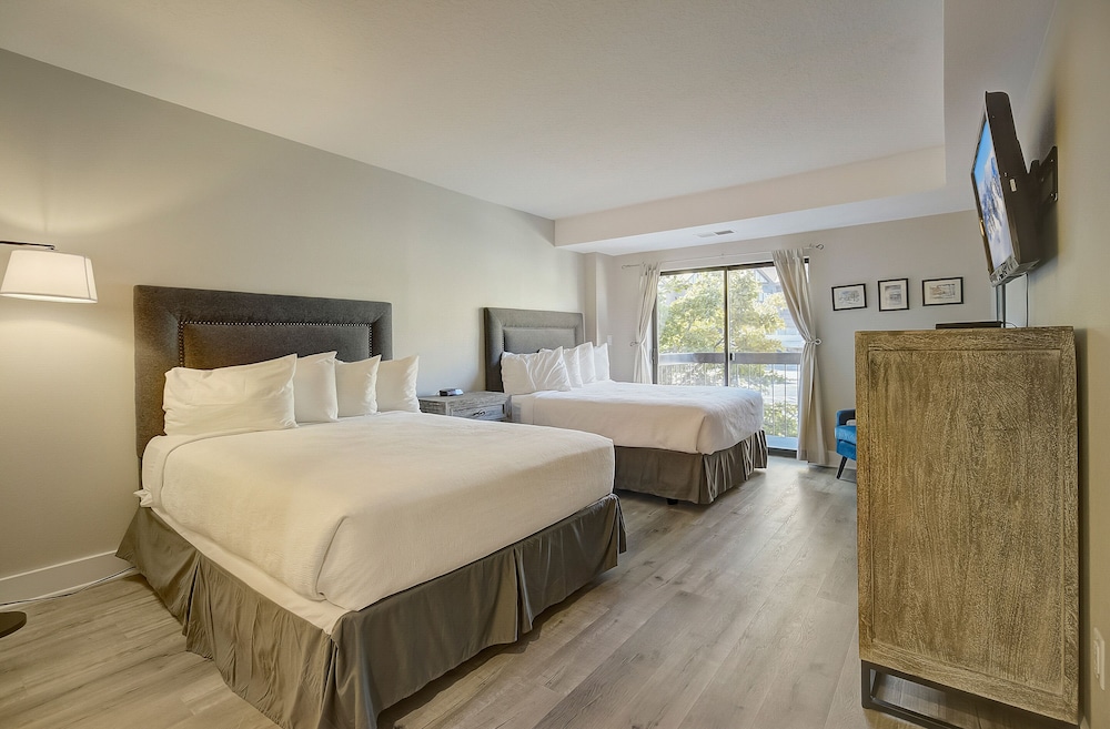 Double Room - Photo 12