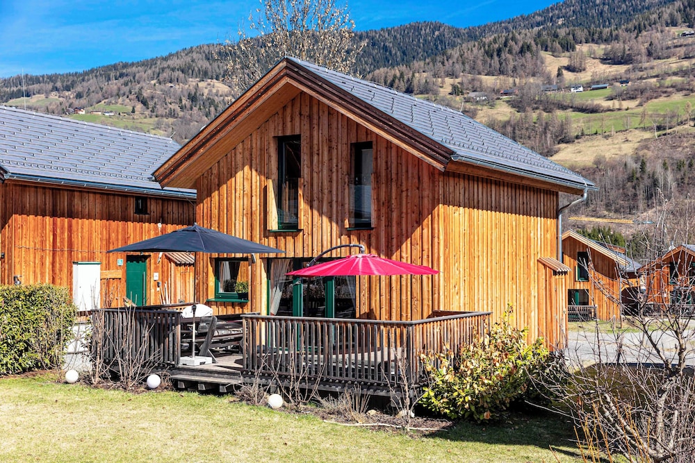 Chalet # 11b  mit 2 Schlafzimmern, Sauna & Whirlpool