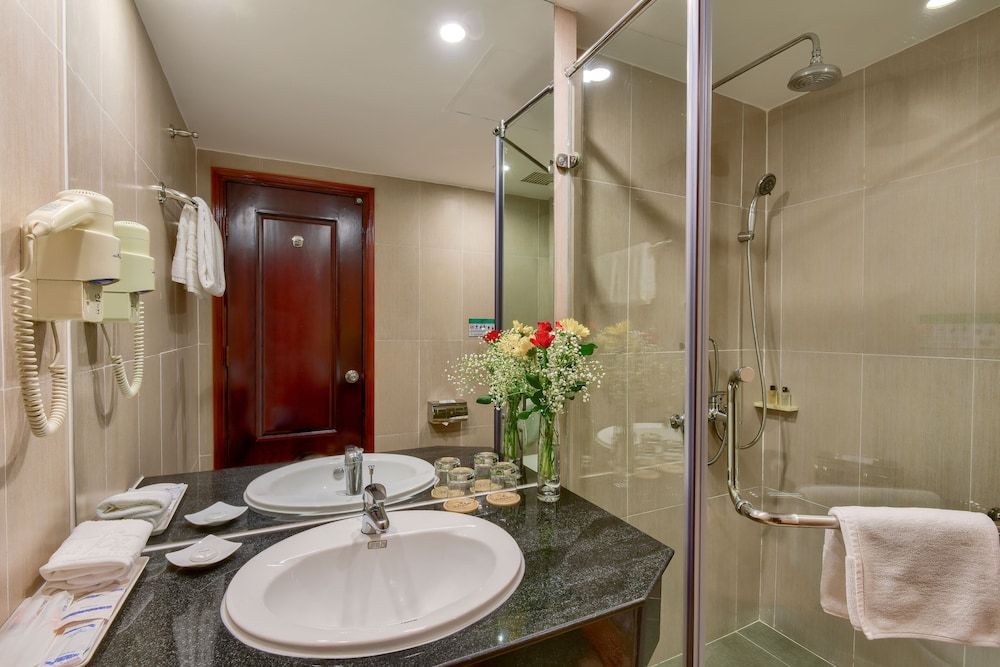 Standard Triple Room photo 3