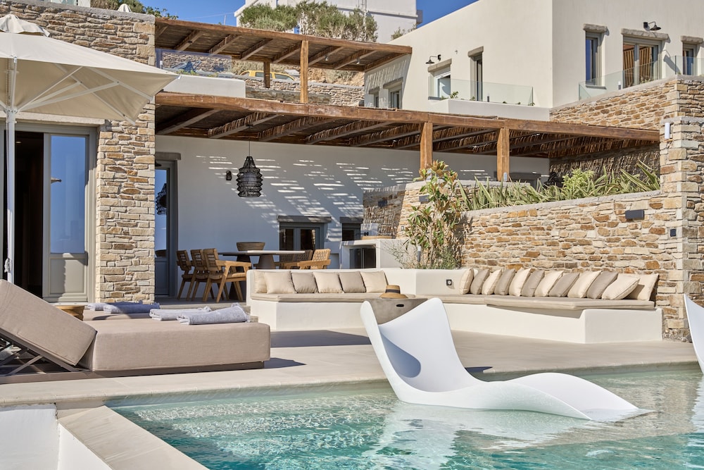 Grand Suite, 3 Bedrooms, Private Pool - Photo 13