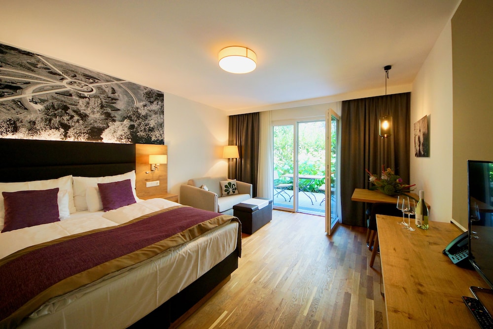 Deluxe Suite, Patio