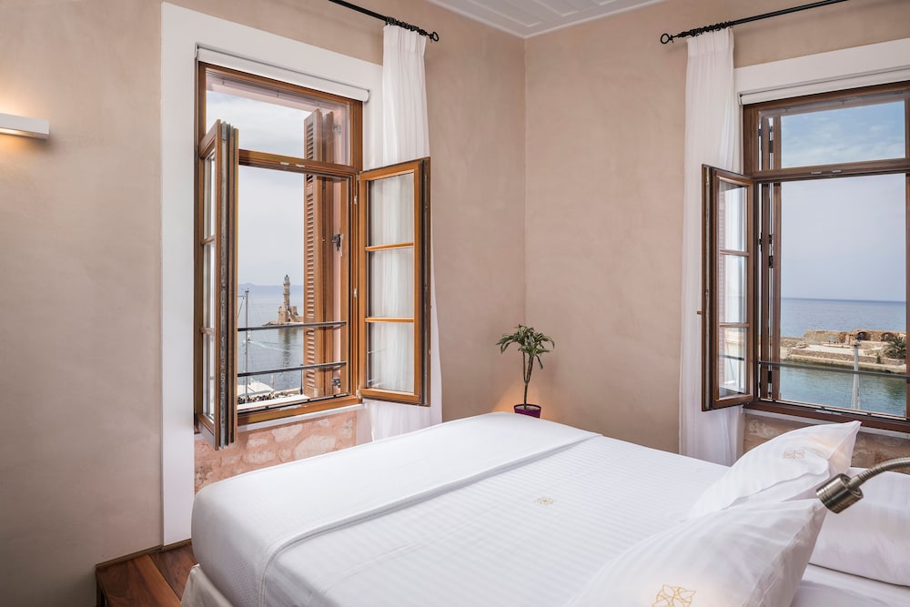 Presidential Suite, 1 King Bed, Terrace, Sea View photo 2