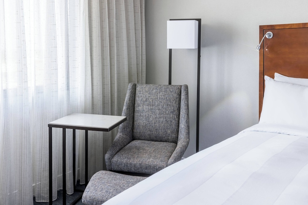 Club Room, 2 Double Beds - Photo 3