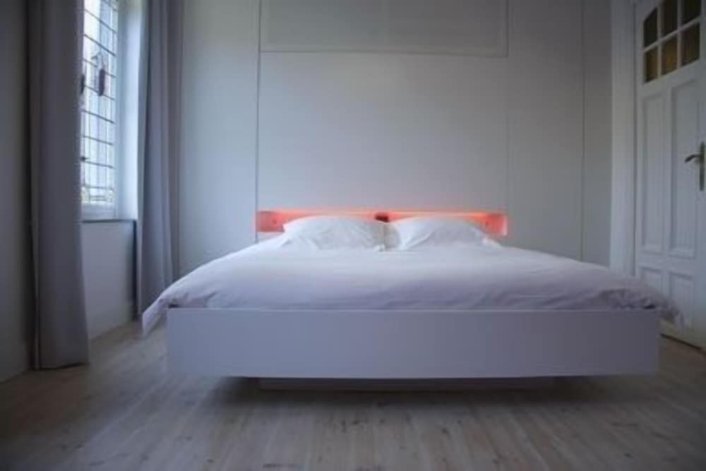 Suite, 1 Bedroom photo 1