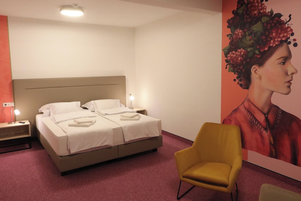 Deluxe Double or Twin Room, 1 Bedroom, Non Smoking, City View