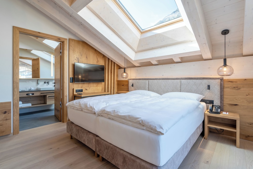 Deluxe Double Room - Photo 3