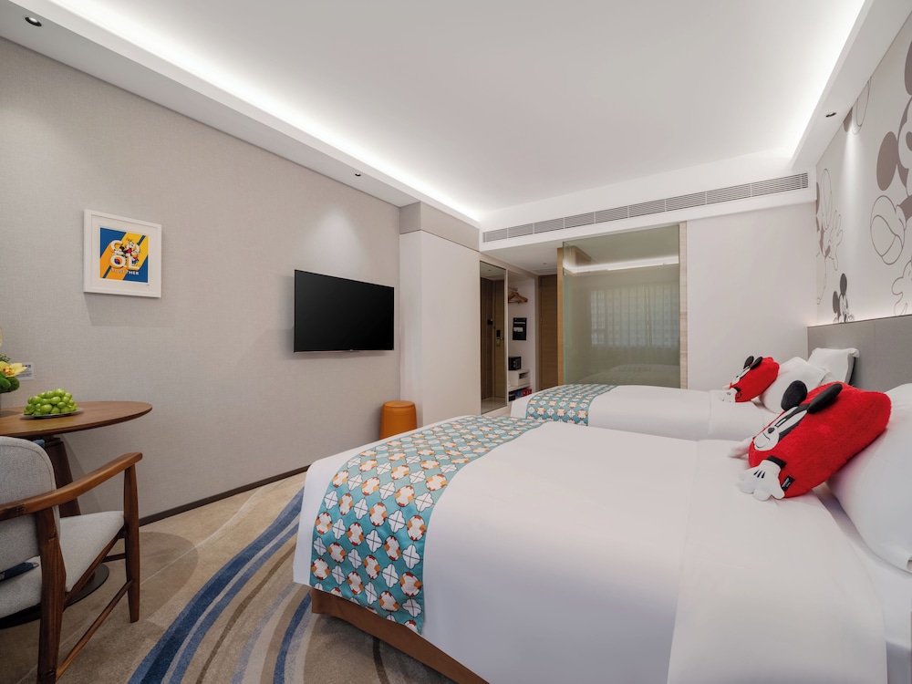 Artistic Family Twin Room - Photo 3