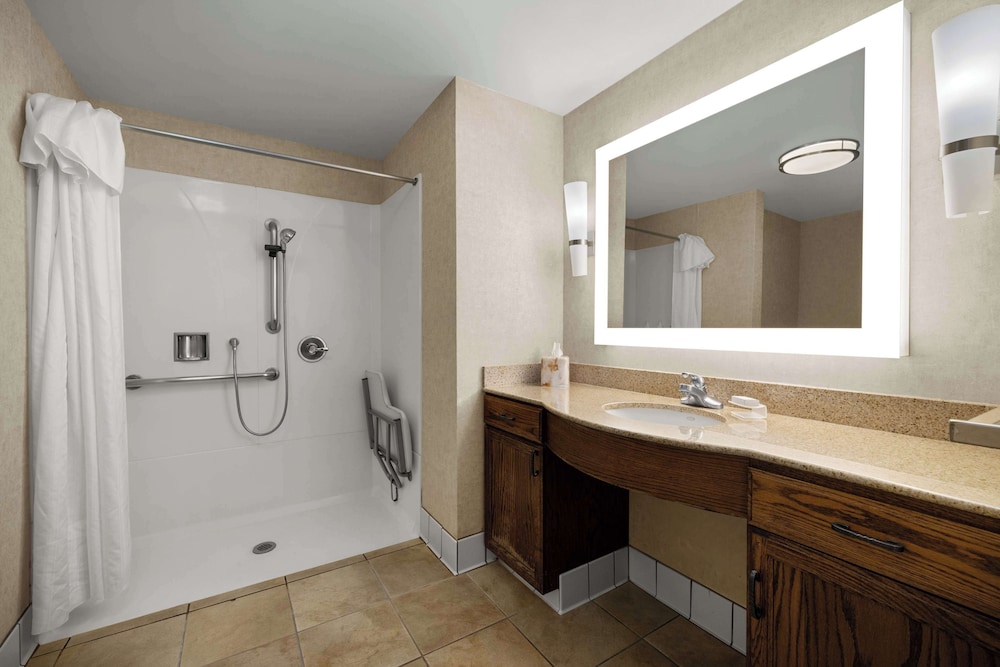 Suite, 2 Queen Beds, Accessible, Non Smoking - Photo 3