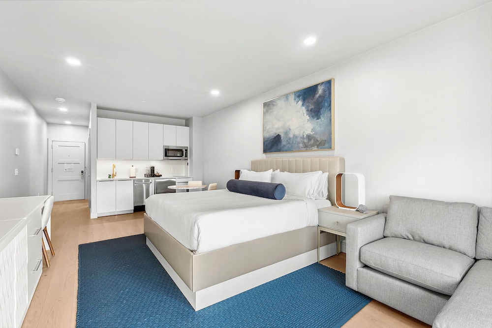 Luxury Studio Suite
