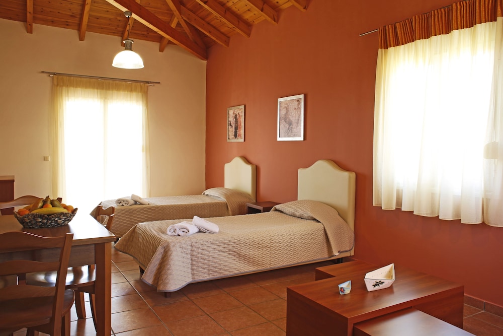Apartment, 2 Bedrooms, Sea View photo 3