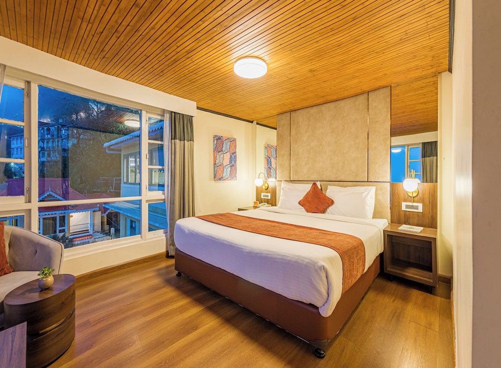 Family view Room with Balcony photo 1