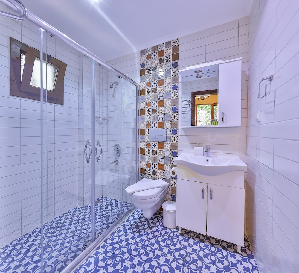 Double Room - Photo 2