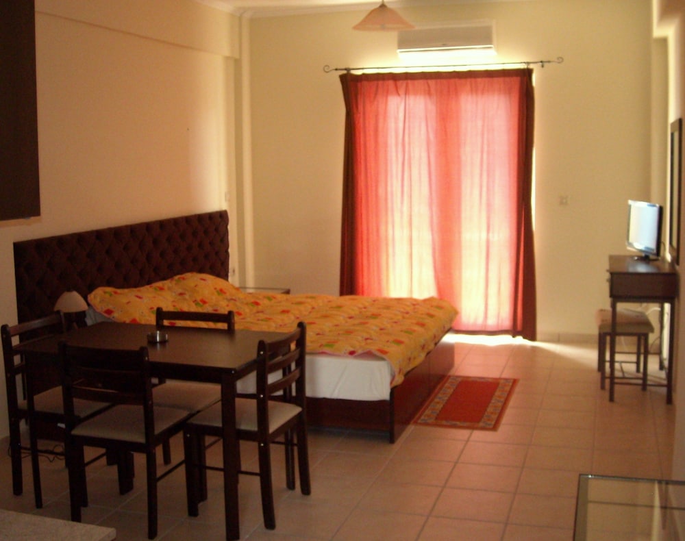 Apartment (4 People)