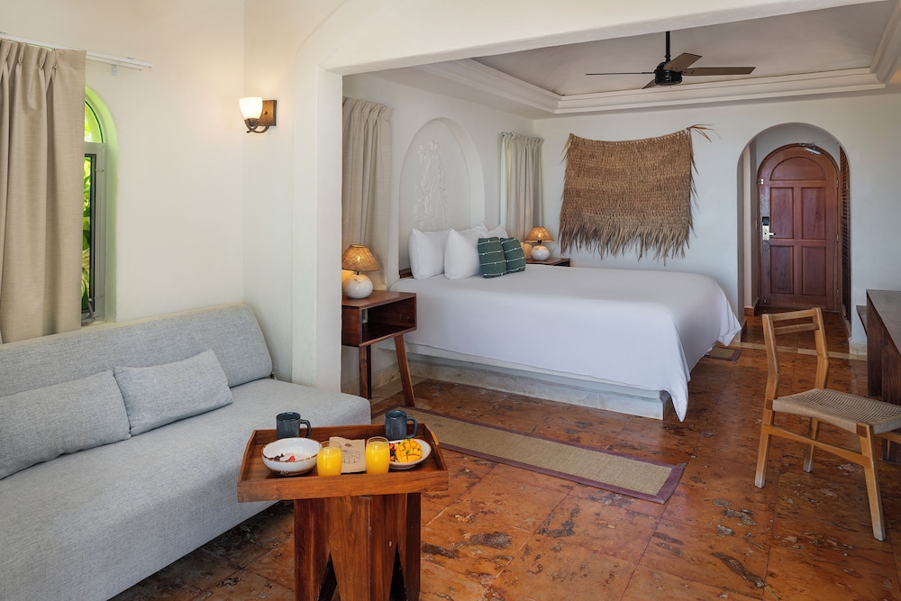 Junior Suite Beach Front