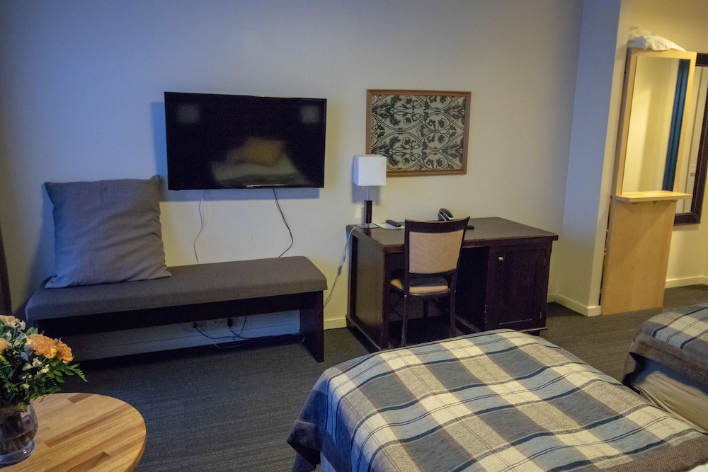 Standard Twin Room, 2 Twin Beds photo 2