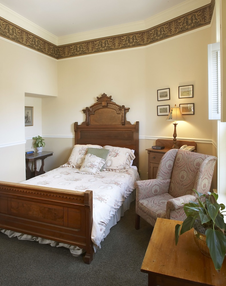 Room, 1 Queen Bed, Jetted Tub