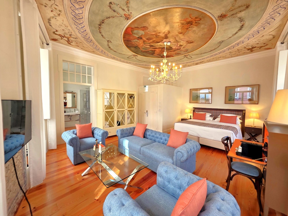 Double or Twin Room (Deluxe Premium)