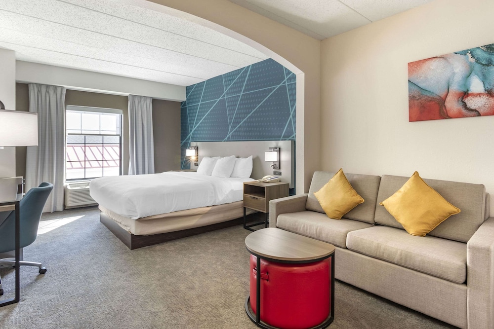 Suite, Non Smoking photo 1