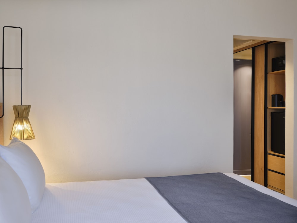 Double Room Inland View - Photo 4