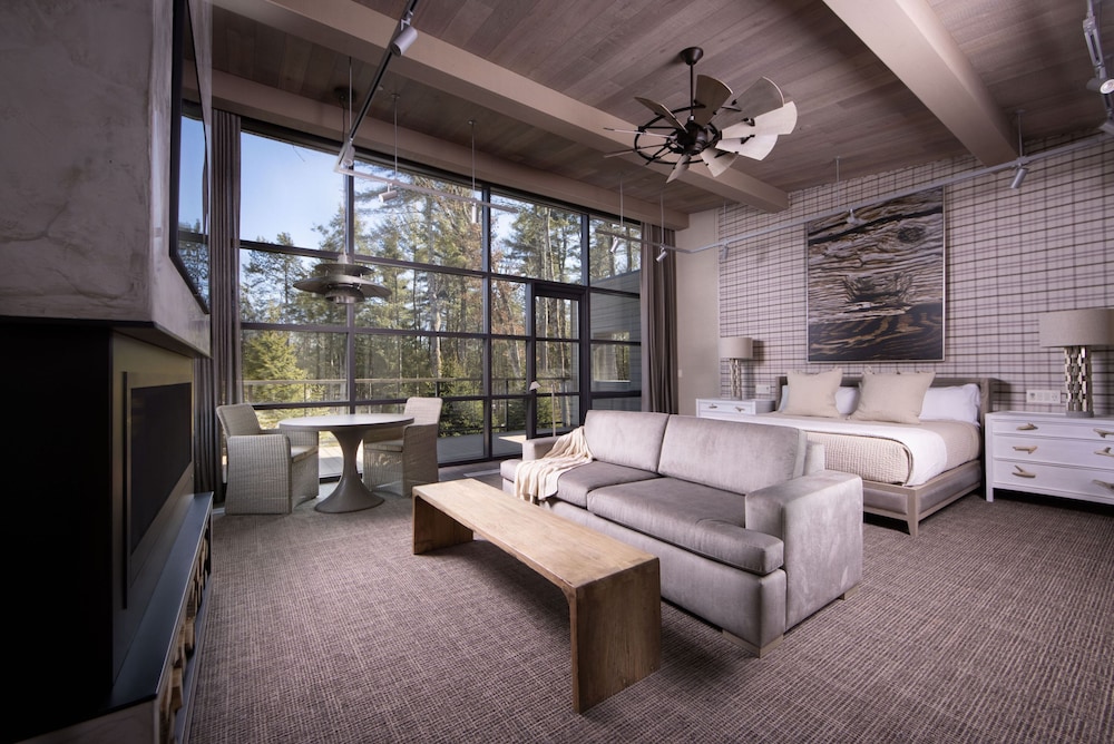 Premium Cabin, Balcony photo 1