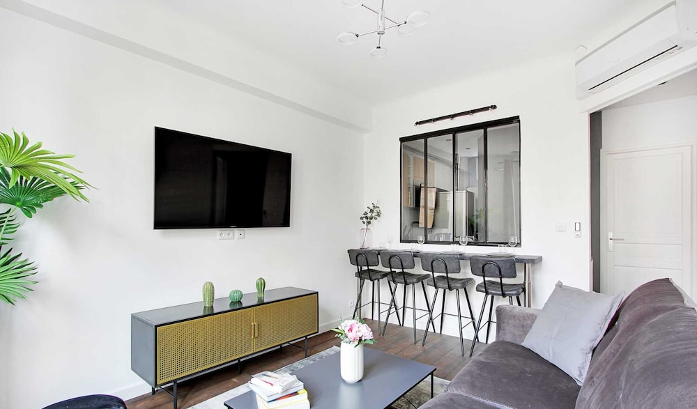 Apartment photo 3