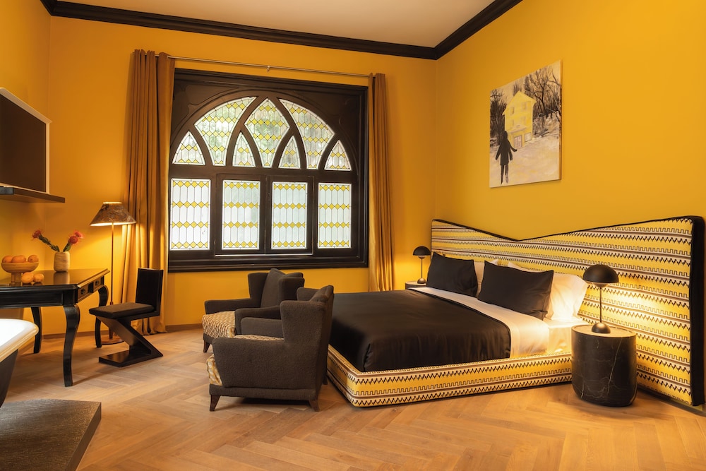 Deluxe Room, Courtyard View