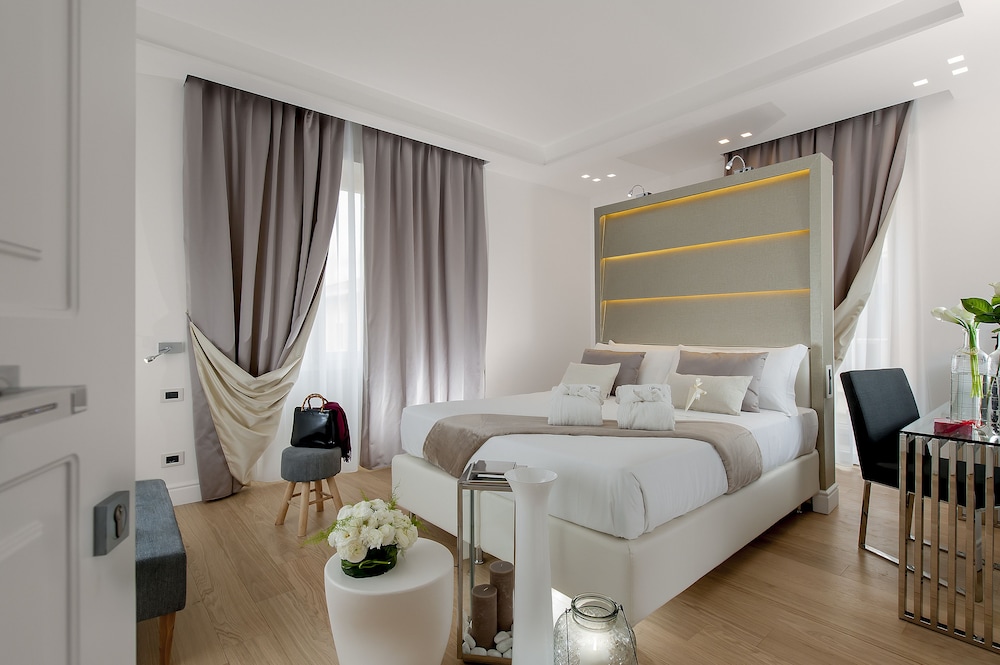 Triple Room, Balcony photo 1