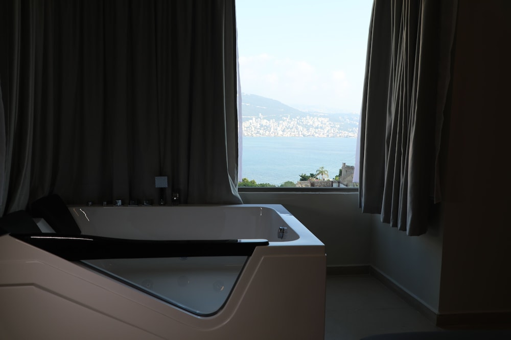 Family Suite, City View photo 3