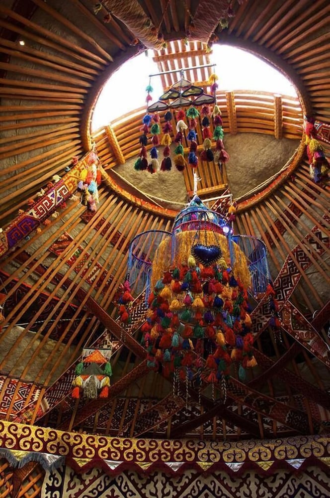 Signature Tent (Yurt) photo 3