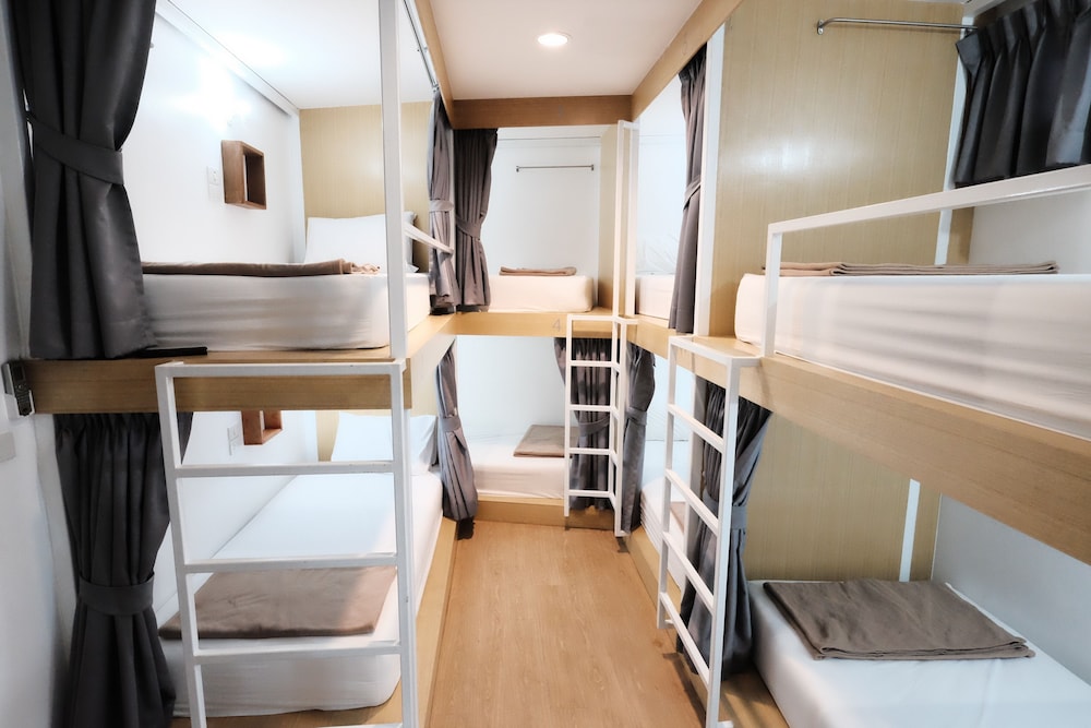 Female Dormitory photo 3