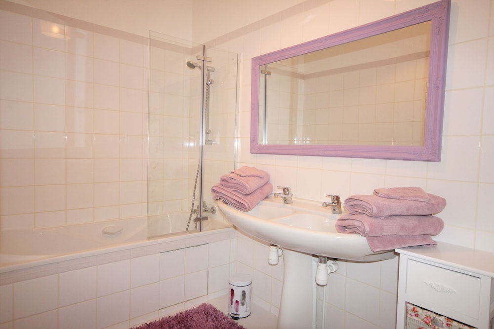 Double Room, Pool View (Lilas) photo 2