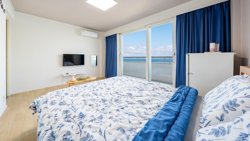 Basic Room, 1 Bedroom (302(Oceanview)) photo 2