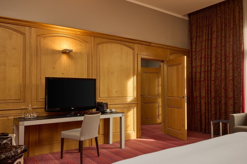 Prestige Suite - Photo 14