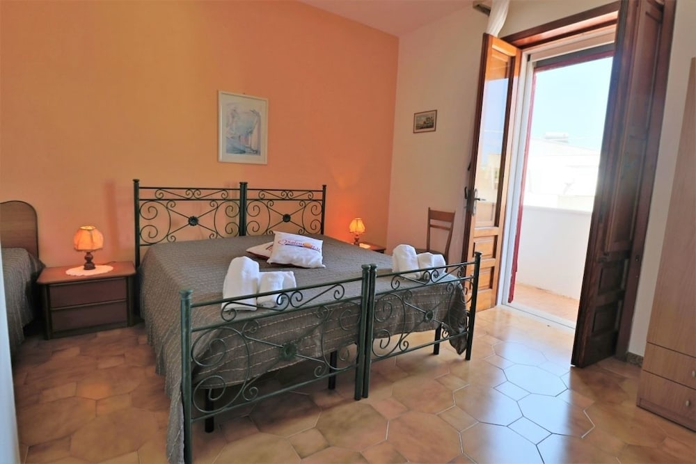 Comfort House (Zeus) photo 1