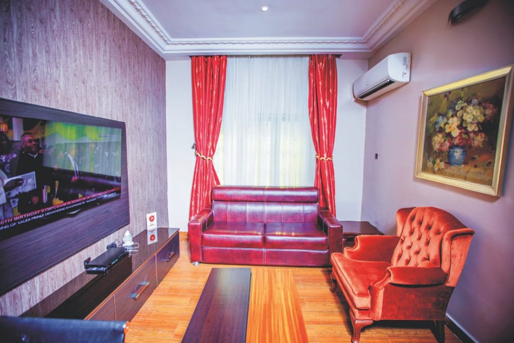 Executive Suite, 1 Queen Bed, Non Smoking photo 3