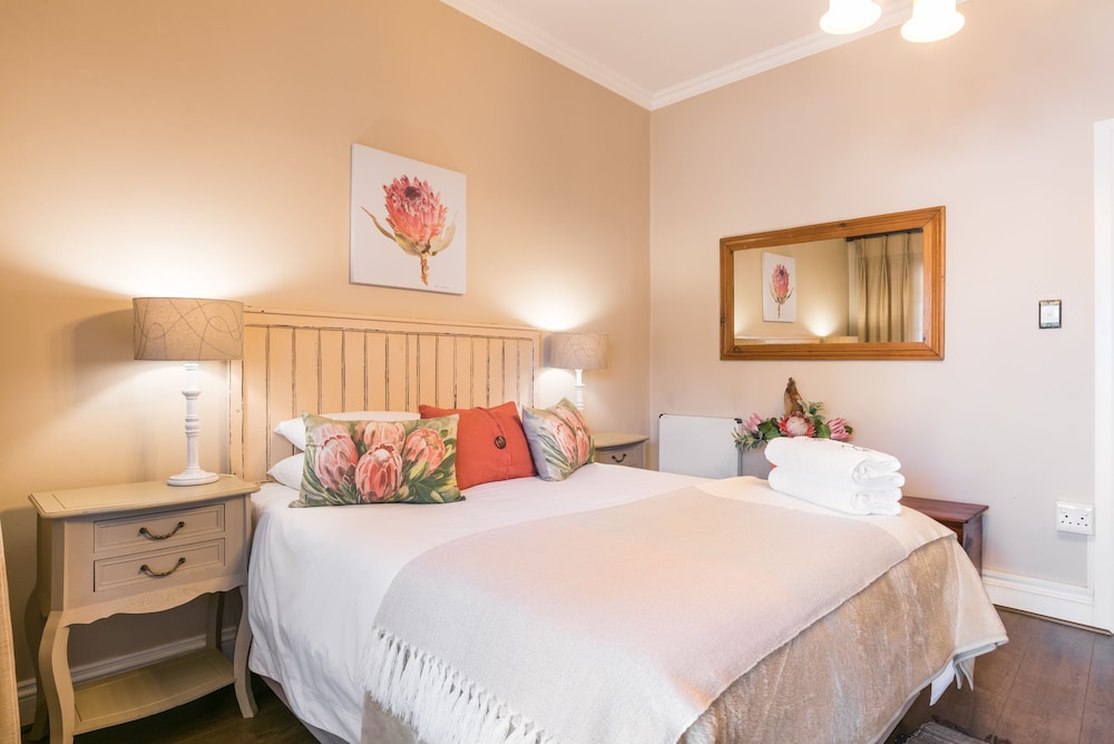 Deluxe Double Room, 1 Bedroom, Private Bathroom, Courtyard Area