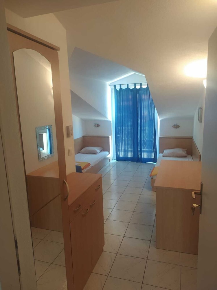 Panoramic Twin Room, 2 Twin Beds, Sea View, Beachfront (3) photo 1