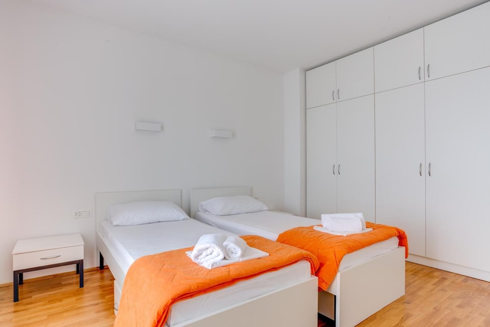 Comfort Suite photo 3