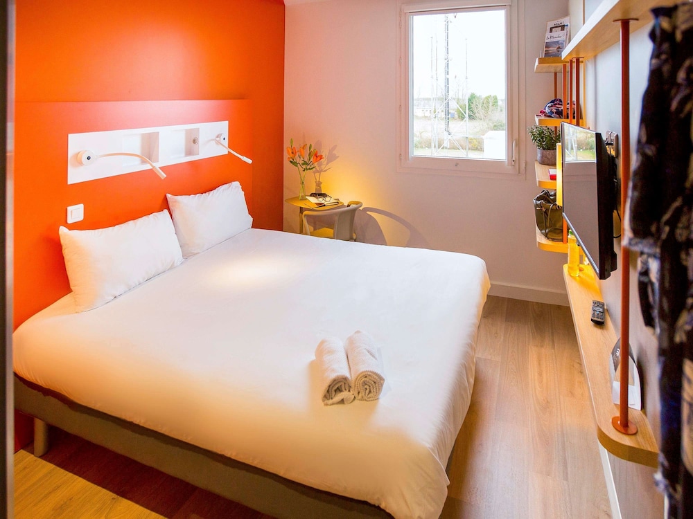 Double Room - Photo 7