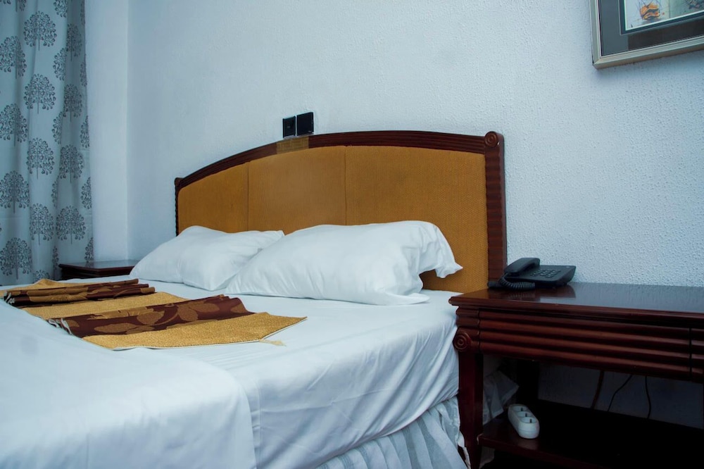 Basic Single Room photo 3