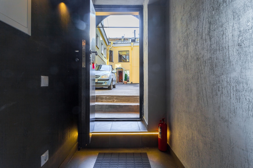 Studio (Private Entrance) photo 2