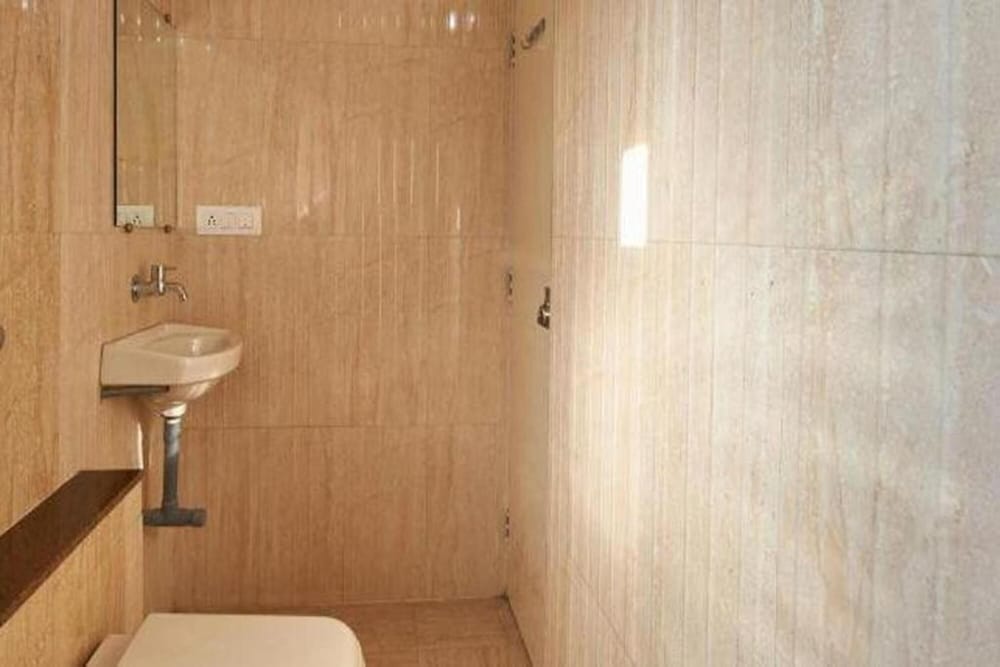 AC Deluxe Double Room photo 2