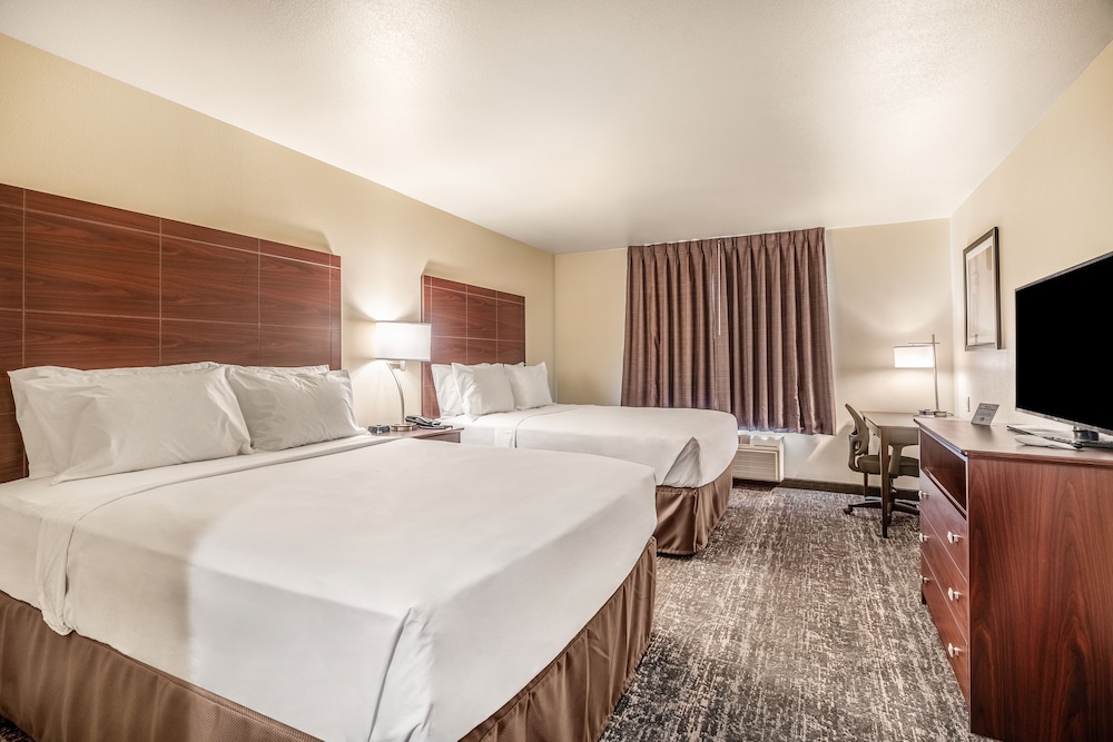 Room, 2 Queen Beds, Non Smoking - Photo 2
