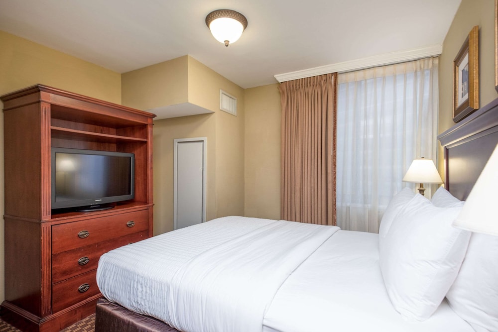Efficiency, Room, 1 King Bed, Non Smoking photo 2
