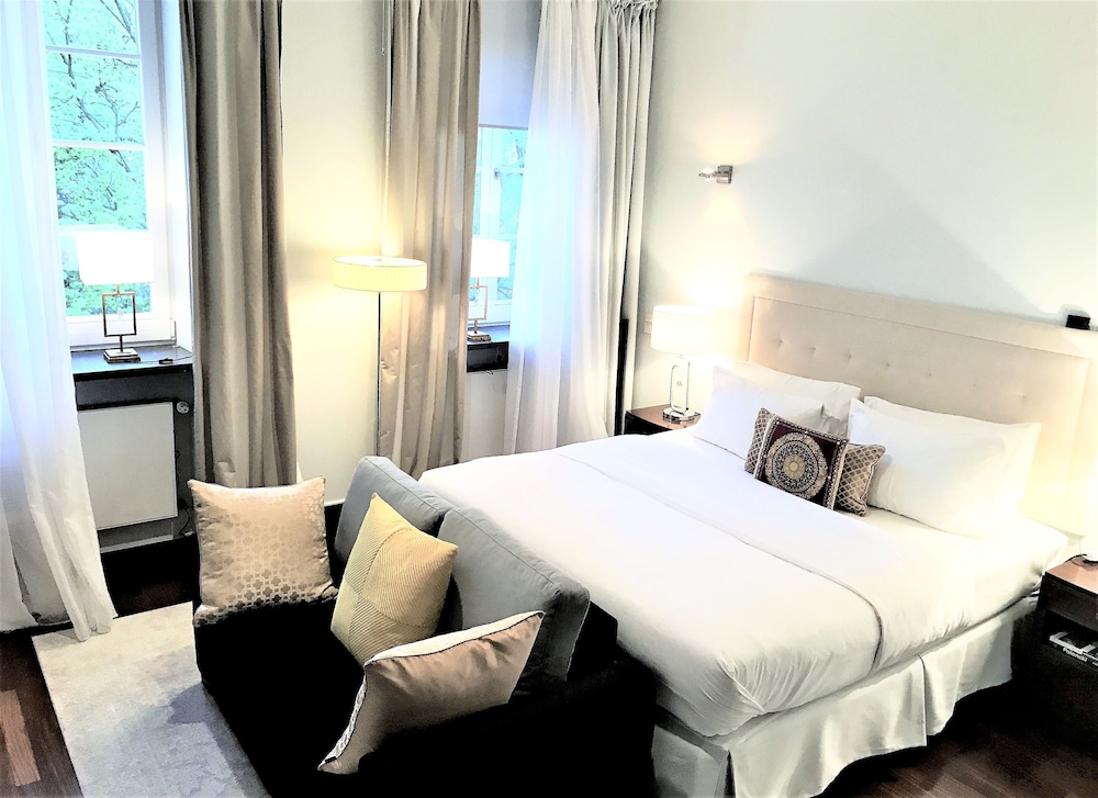 Luxury Penthouse, 2 Bedrooms, 2 Bathrooms (Market Square view, 155 m2) photo 2