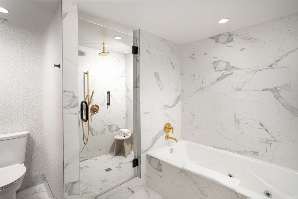 Deluxe Suite, 1 King Bed (canyon, Grand Chamber)