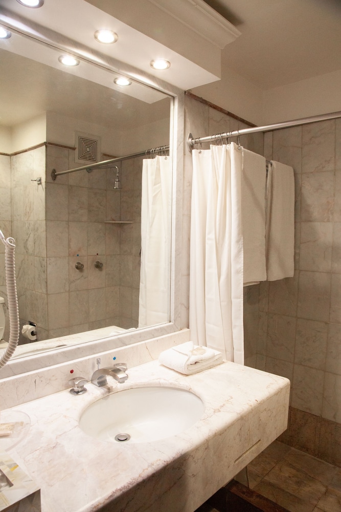 Deluxe Double Room - Photo 5
