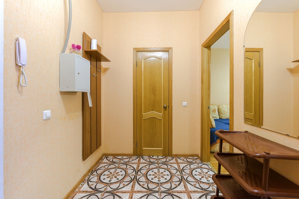 Apartment (874)