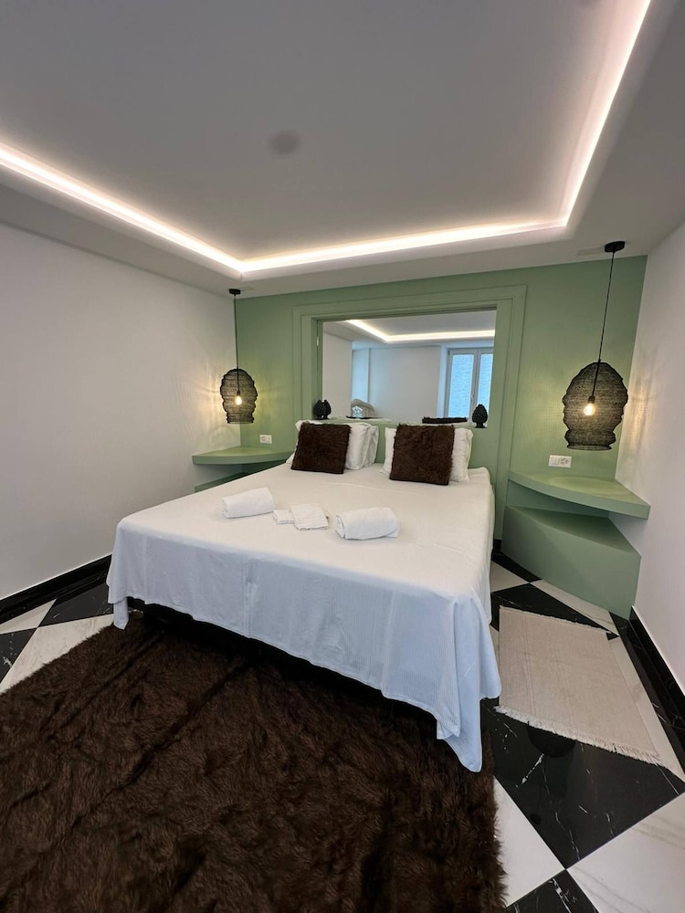 Unique Losone Apartment, 사진 32